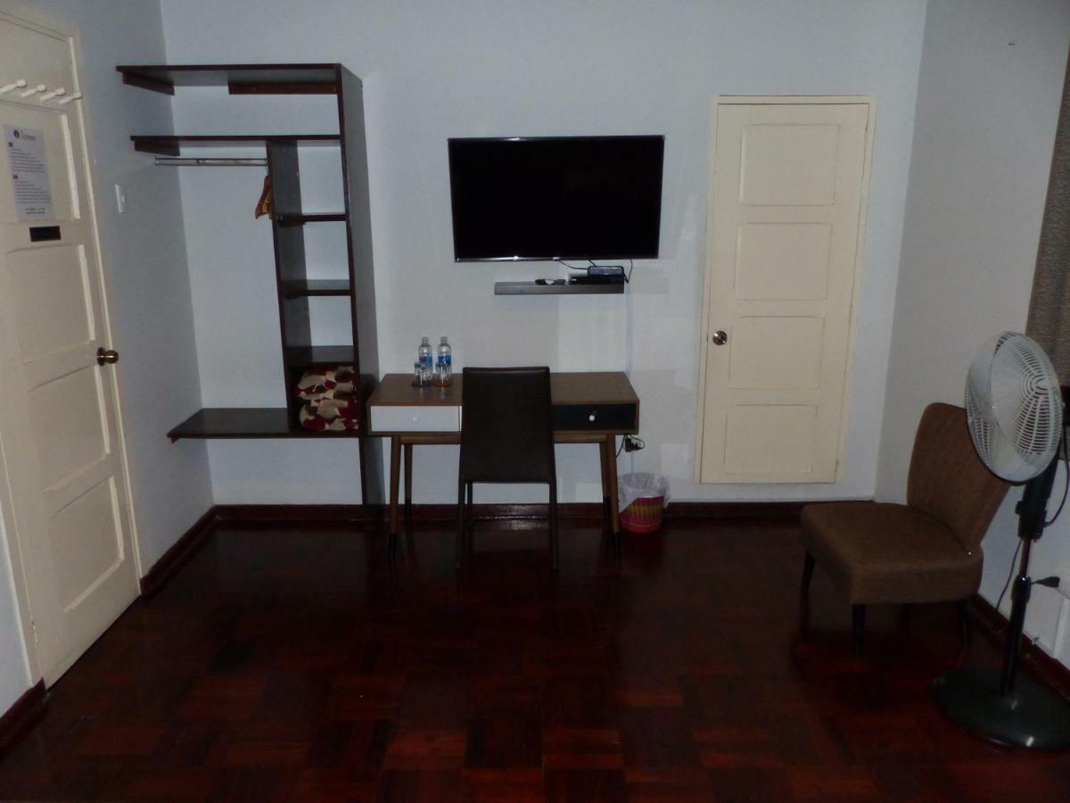 Twin Room Private Bathroom