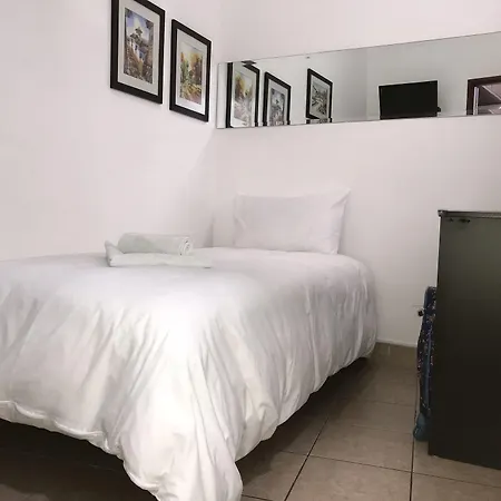 Larq'A Park Rooms-3